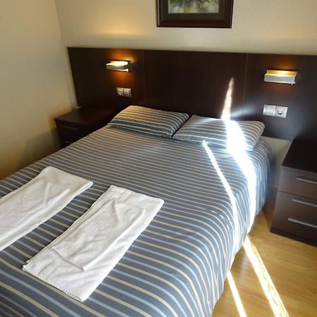 Hostal Cal Forner Otel Andorra la Vella Dış mekan fotoğraf