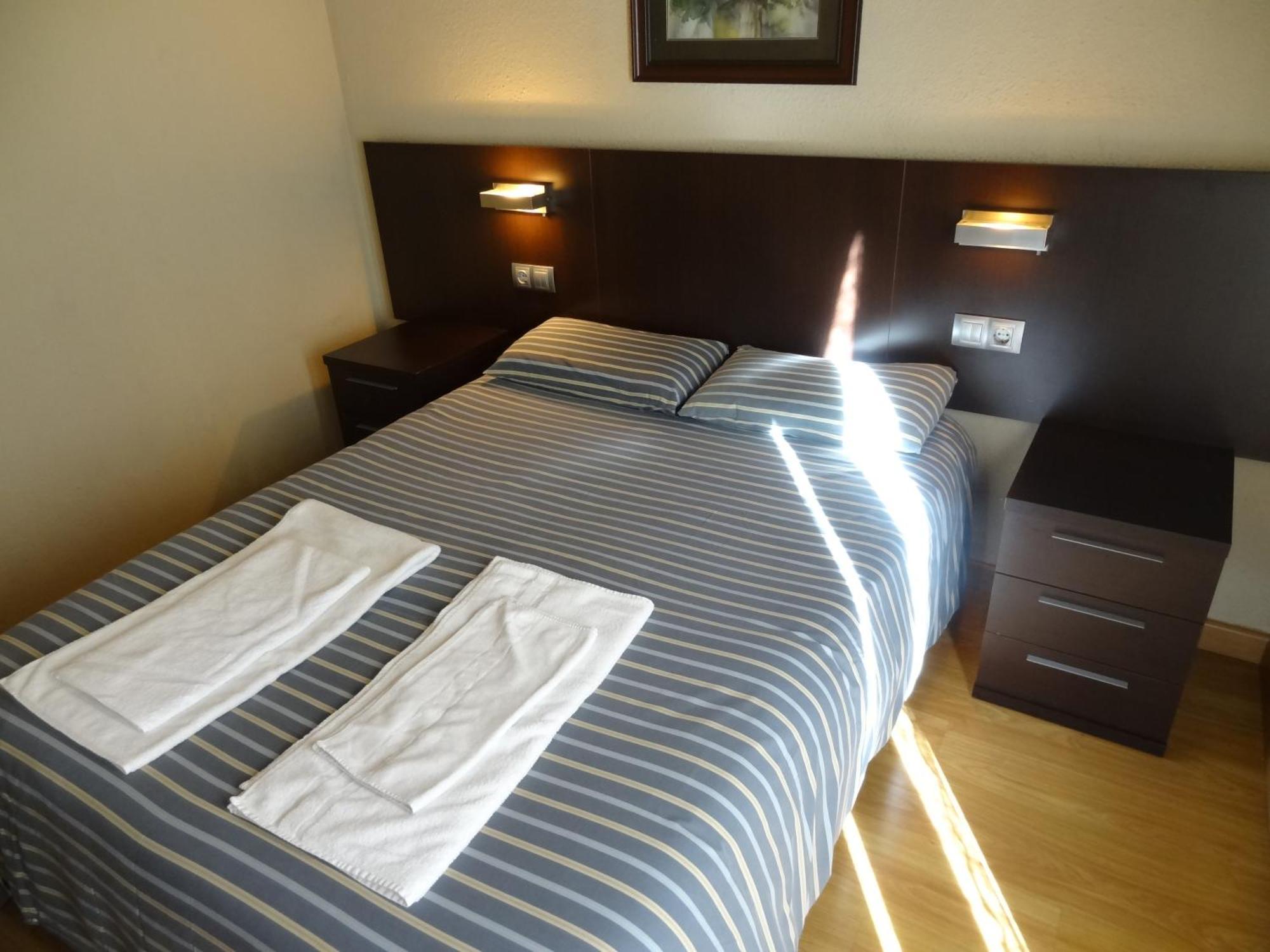 Hostal Cal Forner Otel Andorra la Vella Dış mekan fotoğraf