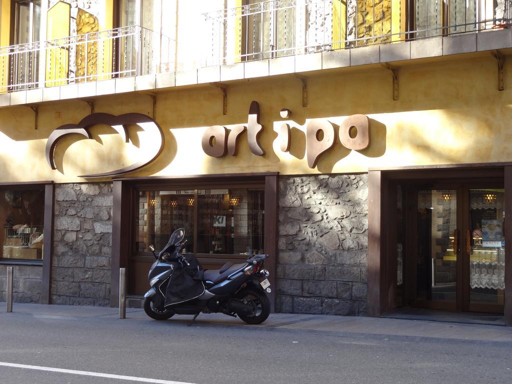 Hostal Cal Forner Otel Andorra la Vella Dış mekan fotoğraf