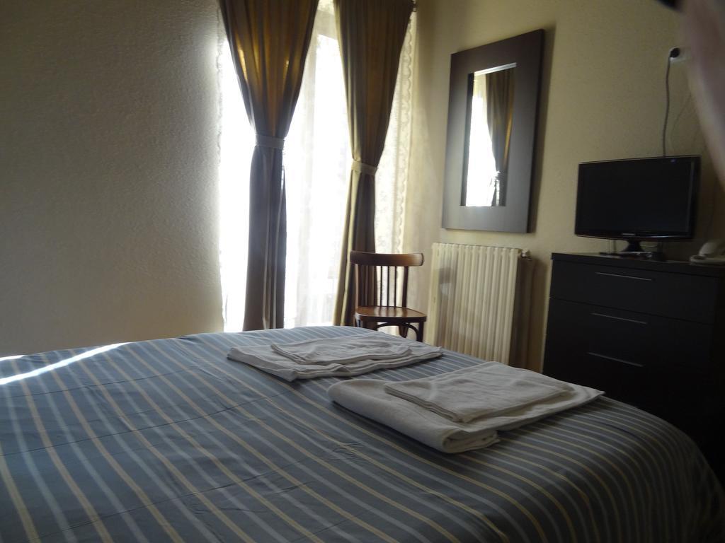 Hostal Cal Forner Otel Andorra la Vella Dış mekan fotoğraf